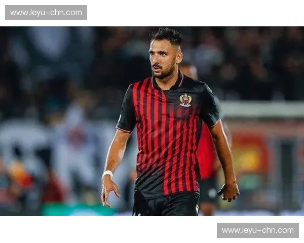 里昂2-0力克尼斯，进一步稳固联赛第三排名