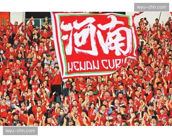 纪录片《我们的英超》发布预告,聚焦三十年来随队远征的球迷故事